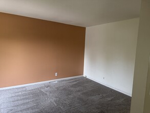 1398 Taft Pl, Unit Apartment C in Hamilton, OH - Building Photo - Building Photo