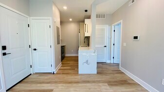 801 N 40th St, Unit 6 in Philadelphia, PA - Building Photo