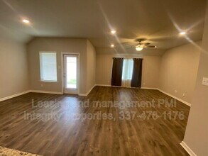 218 Cane Run Ct in Duson, LA - Building Photo - Building Photo