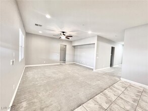 2117 Thames View St in Henderson, NV - Building Photo - Building Photo