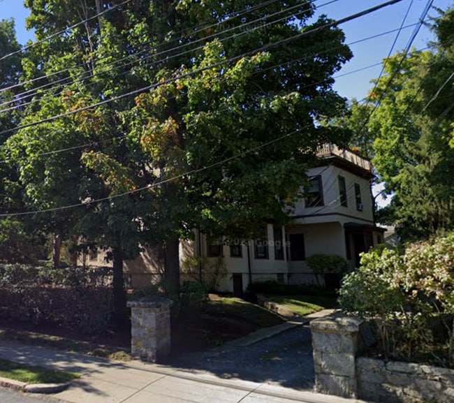 property at 108 Walnut St
