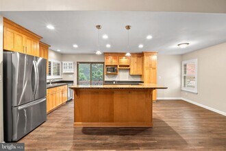 1813 Glade Ct in Annapolis, MD - Building Photo - Building Photo