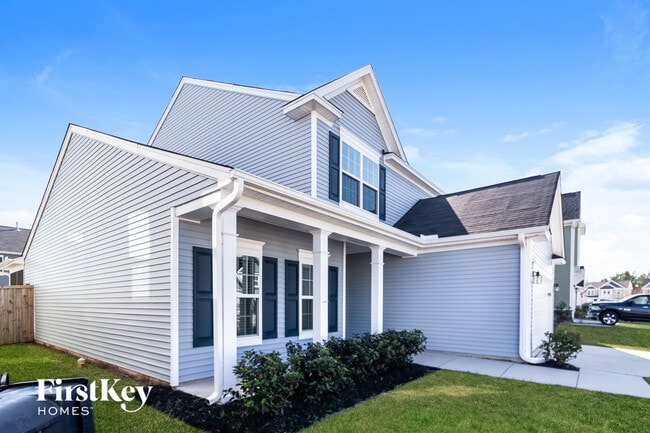 521 Lateleaf Dr in Moncks Corner, SC - Foto de edificio - Building Photo