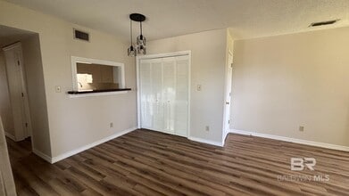 110 5th St in Daphne, AL - Building Photo - Building Photo