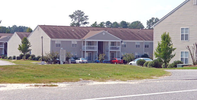 Hunter's Green in Columbia, SC - Foto de edificio - Building Photo