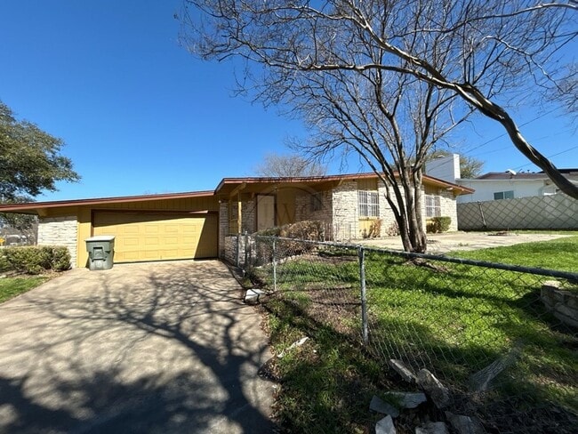 1814 Crestridge Dr in Killeen, TX - Building Photo - Building Photo