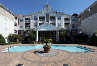 Camden Crest in Raleigh, NC - Building Photo - Building Photo