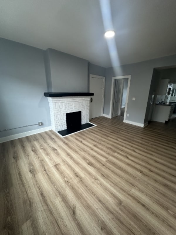 property at 2654 N Moreland Blvd