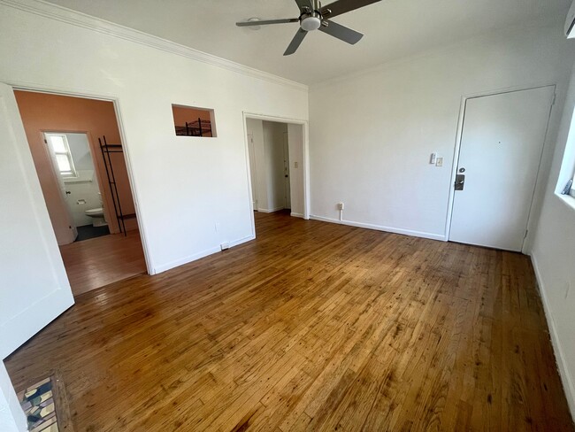 Lincoln Road Apartments