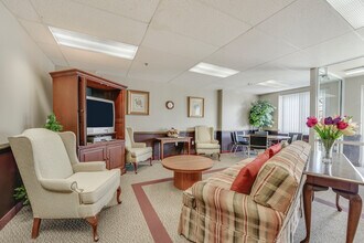 Centennial Court in Wharton, NJ - Foto de edificio - Building Photo