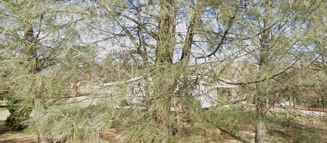 property at 2984 Indian Hill Rd
