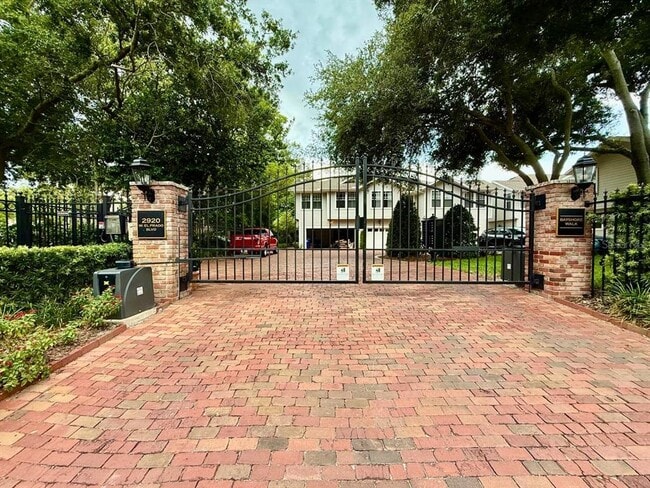 property at 2920 W El Prado Blvd