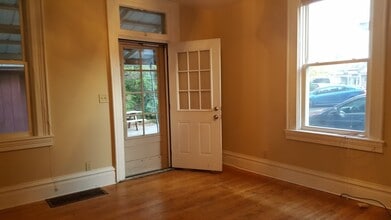 404 W Court St in Rome, NY - Building Photo - Building Photo