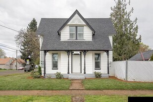 1191 SE Jefferson St, Unit Jefferson in Dallas, OR - Building Photo