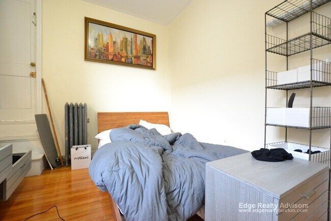 150 Amory St, Unit 2