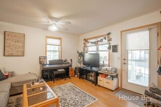 219 N Meadow Ln in Madison, WI - Building Photo - Building Photo