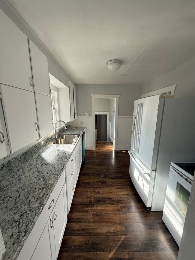 918 Greenwood Terrace in Salt Lake City, UT - Building Photo - Building Photo