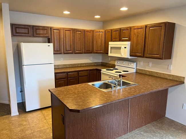 property at 1703 W Fern Dr