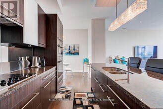 80 John St in Toronto, ON - Building Photo - Building Photo