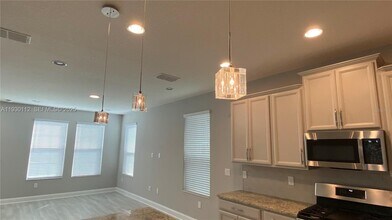 12748 Brodlove Ln in Oakland, FL - Building Photo - Building Photo