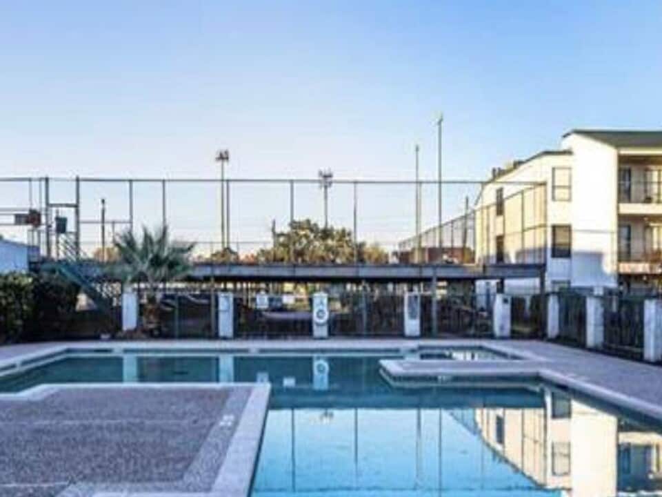 2818 S Bartell Dr in Houston, TX - Foto de edificio