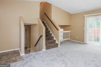 2089 Glenwood Downs Dr in Decatur, GA - Building Photo - Building Photo