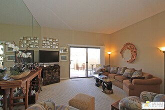 803 E Arenas Rd in Palm Springs, CA - Building Photo - Building Photo