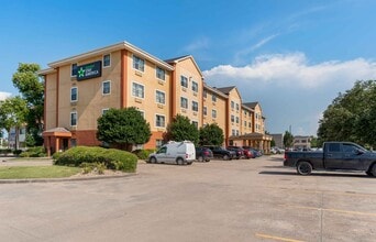 Furnished Studio-New Orleans - Metairie in Metairie, LA - Building Photo - Building Photo