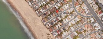 1047 Driftwood Ln in Ventura, CA - Building Photo