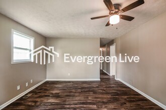 4619 N Richardt Ave in Indianapolis, IN - Building Photo - Building Photo