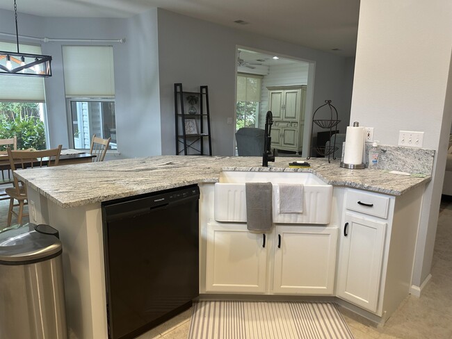22 Pendarvis Way in Bluffton, SC - Foto de edificio - Building Photo