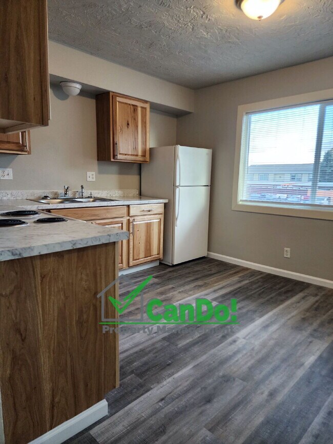 271 Carol Dr in Blackfoot, ID - Building Photo - Building Photo