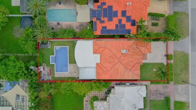 3722 Royal Palm Ave in Miami Beach, FL - Building Photo - Building Photo
