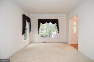 47313 Grandview Pl in Sterling, VA - Building Photo - Building Photo