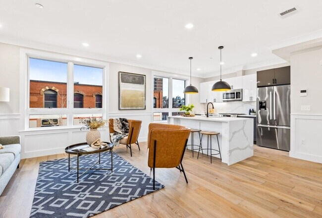 320 Somerville Ave, Unit 300I