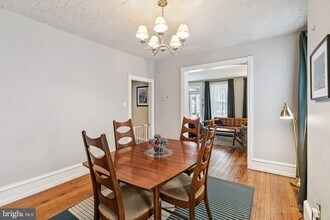 4353 Freeland Ave, Unit 1120 in Philadelphia, PA - Foto de edificio - Building Photo