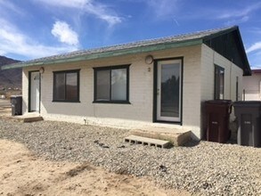 73544 Cedar Dr in Twentynine Palms, CA - Building Photo - Building Photo