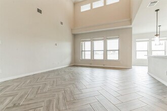 4425 Shady Hl Ln in Pflugerville, TX - Building Photo - Building Photo