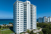 Sabal Ridge in Boca Raton, FL - Foto de edificio - Building Photo