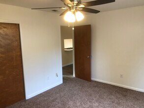 1001 Sycamore St, Unit Unit B in Chico, CA - Building Photo - Building Photo