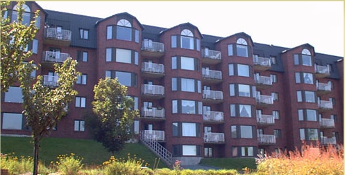 Bedford Bluff in Halifax, NS - Building Photo