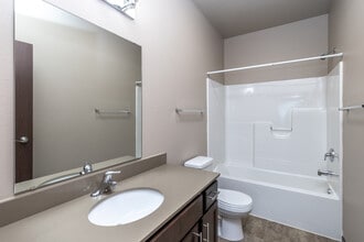 Timber Creek Apartment Homes in Fargo, ND - Foto de edificio - Interior Photo