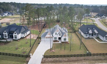 21359 Monarch Dr in Montgomery, TX - Building Photo - Building Photo