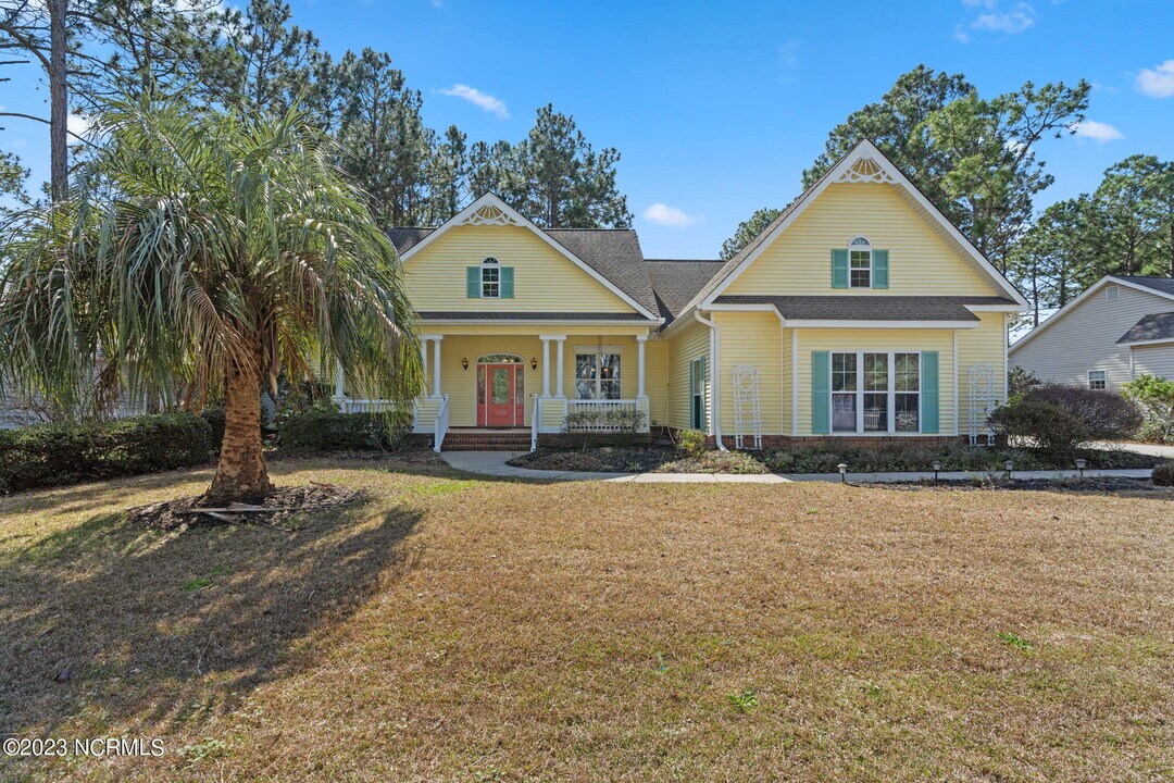 3929 Harmony Cir in Southport, NC - Building Photo