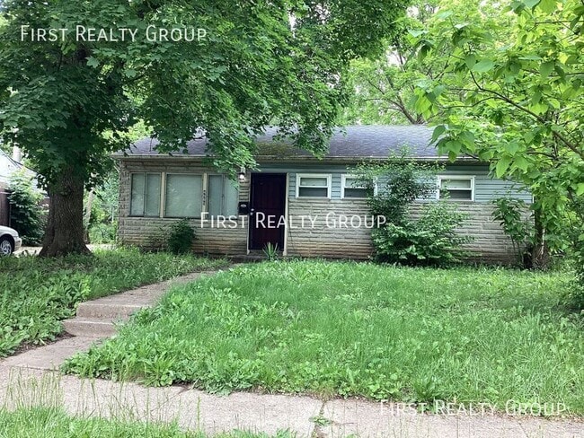 property at 4565 Gardendale Ave