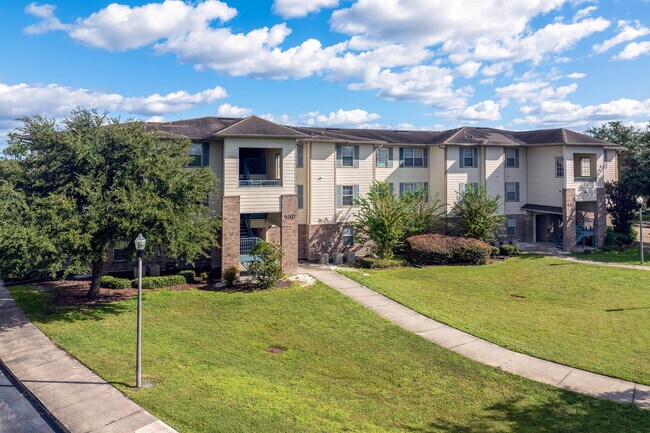 Valencia Trace in Orlando, FL - Building Photo - Building Photo