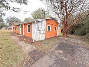 8662 Maple St in Semmes, AL - Building Photo - Building Photo