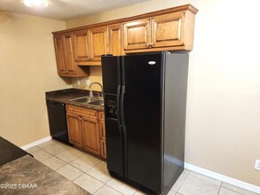 1600 Big Tree Rd, Unit K4 in South Daytona, FL - Building Photo - Building Photo