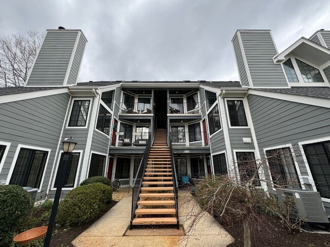 property at 6007 Ellesmere Ct