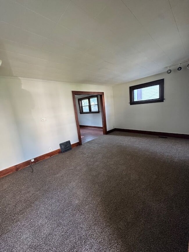 1626 Kelly Dr in Fort Wayne, IN - Building Photo - Building Photo